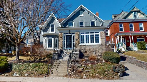 92 Pine St, Brockville, ON, K6V1G9 | Card Image