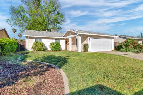 1367 Val Dr, Marysville, CA, 95901-3627 | Card Image