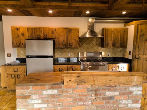 3095b State Highway O, Highlandville, MO, 65669-8074 | Card Image