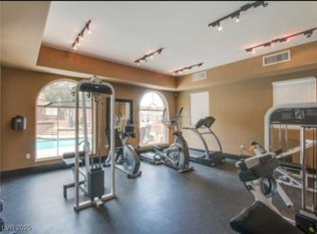 Exercise room | Image 43