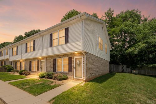 18-2004 Wards Ferry Rd, Lynchburg, VA, 24502-2475 | Card Image