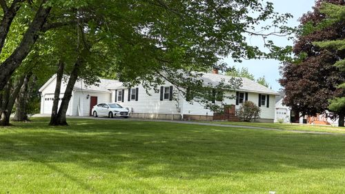 2 Sunrise Cir, Augusta, ME, 04330-8317 | Card Image