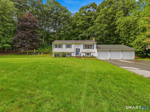 62 Edmond Rd, Griswold, CT, 06351-1511 | Card Image