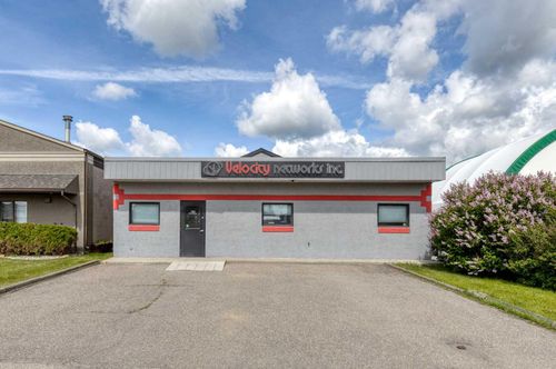 133 River Ave, Cochrane, AB, T4C2C2 | Card Image