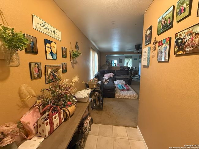 145 S Willow Way, House other with 3 bedrooms, 2 bathrooms and null parking in Cibolo TX | Image 5