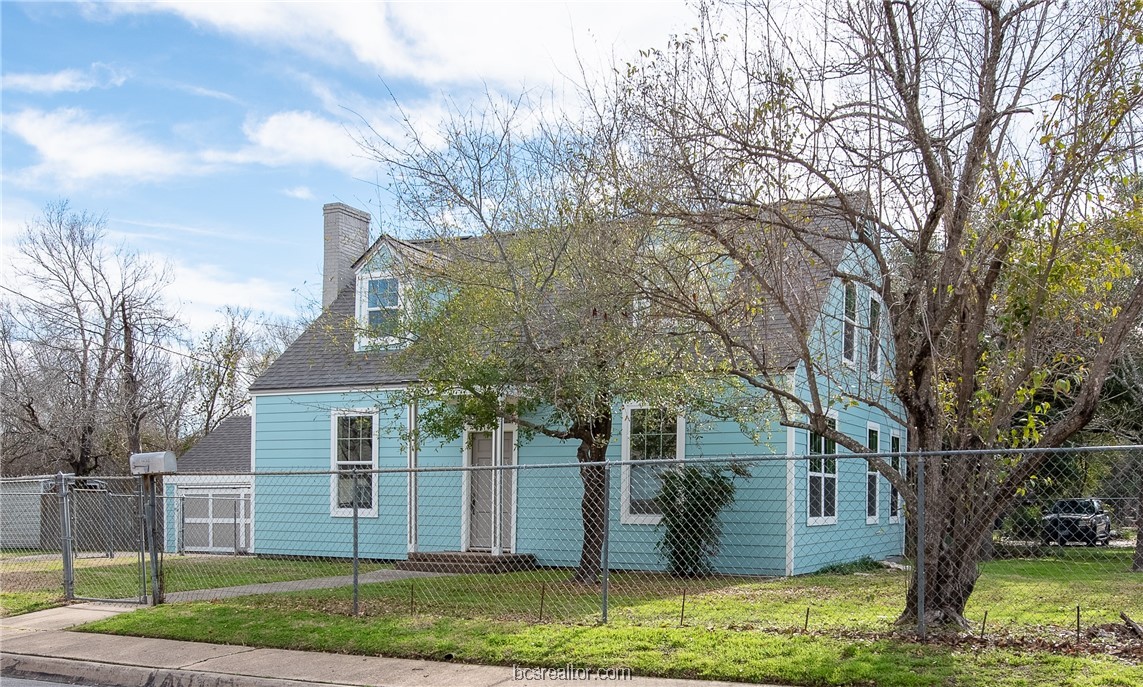 Baker Ave, Bryan, TX 77803