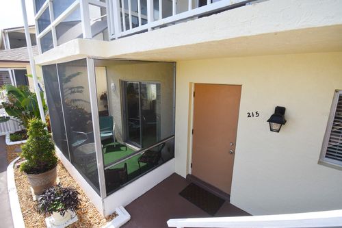 apt-215-320 Base Ave E, VENICE, FL, 34285-4020 | Card Image