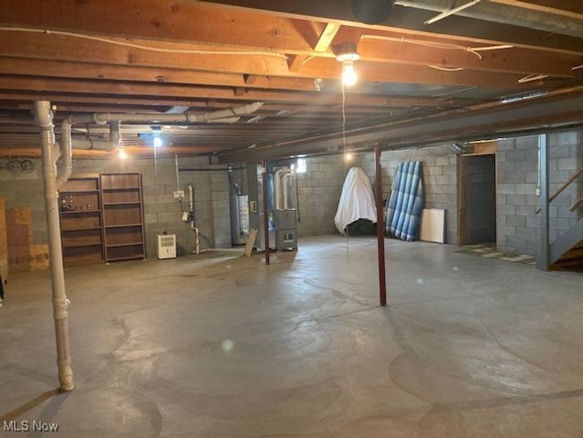 703 Tournament Trl, Condo with 2 bedrooms, 2 bathrooms and null parking in Cortland OH | Image 19