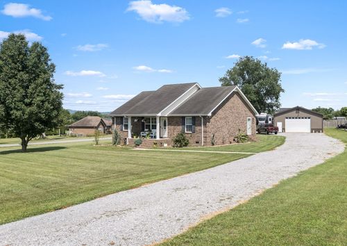1012 Peak Dr, Castalian Springs, TN, 37031-4785 | Card Image