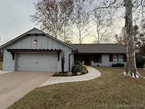 1908 N Chambers Ter, Claremore, OK, 74017-2621 | Card Image