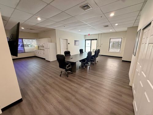 1761 Berlin Tpke, Wethersfield, CT, 06109-1303 | Card Image