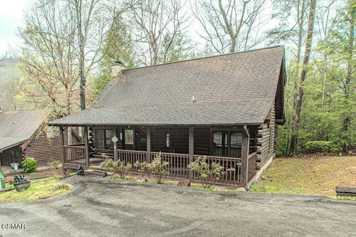 709 Golden Eagle Way, Pigeon Forge, TN, 37863 | Card Image