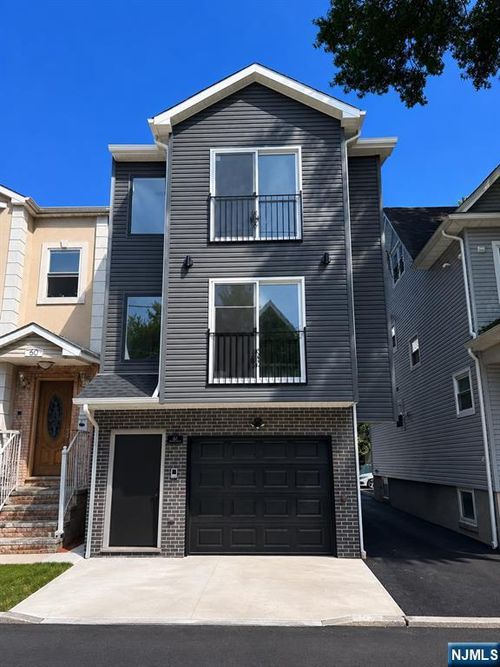 62 Columbia Ave, Newark, NJ, 07106-2102 | Card Image