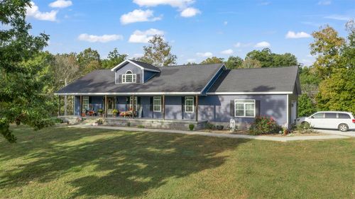 24 Nora Mae Ln, Beechmont, KY, 42323-3202 | Card Image