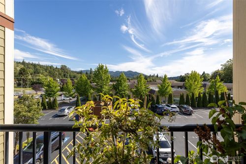a302-700 32nd St, Bellingham, WA, 98225-6924 | Card Image