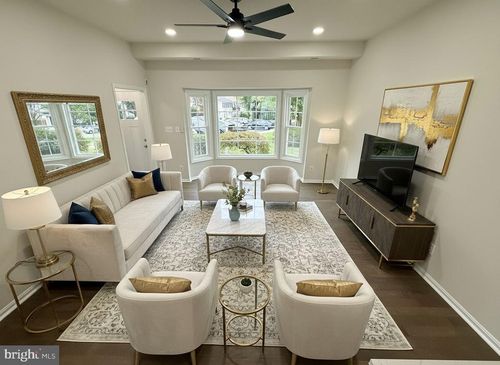 5305 Anchor Ct, FAIRFAX, VA, 22032-3322 | Card Image