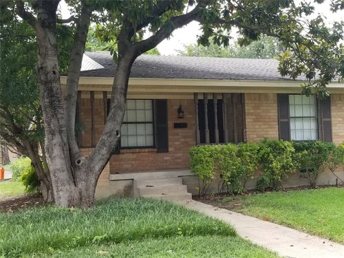 7558 Brentcove Cir, Dallas, TX, 75214-1807 | Card Image