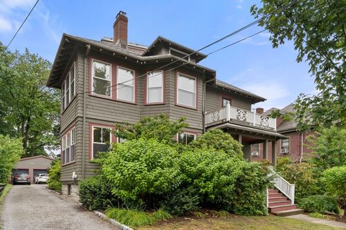 148-148 Lake View Ave, Cambridge, MA, 02138-3367 | Card Image