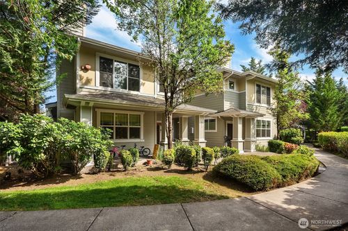 102-6503 188th Pl Ne, Redmond, WA, 98052-0516 | Card Image