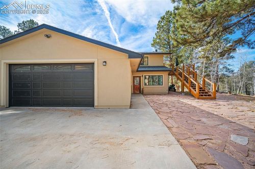 233 Pennsylvania Ave, Woodland Park, CO, 80863-8823 | Card Image