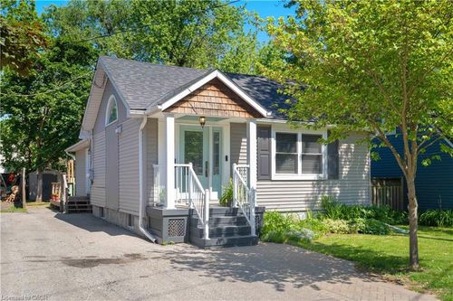 54 Frederick St, Brampton, ON, L6Y1G6 | Card Image