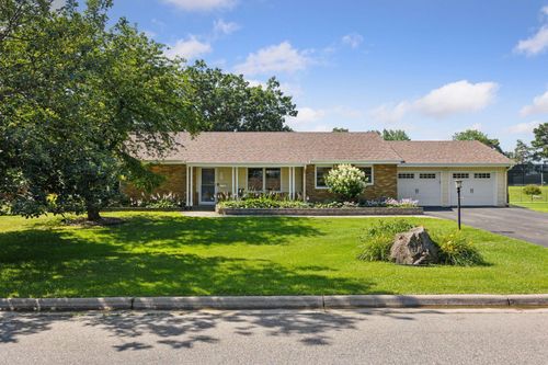 502 Drillane Rd, Hopkins, MN, 55305-4663 | Card Image