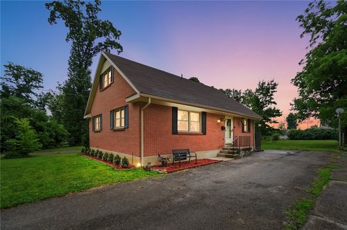 364 Park End Dr, Dayton, OH, 45415-3533 | Card Image