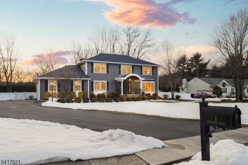 1 Radcliffe Dr, Succasunna, NJ, 07876-1065 | Card Image