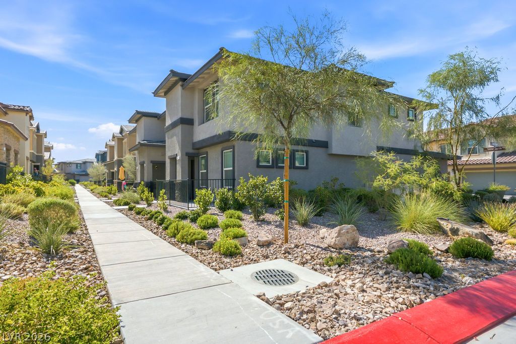 Residential in Henderson