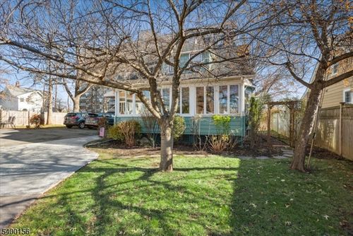 20 Camman Pl, Somerville, NJ, 08876-1804 | Card Image