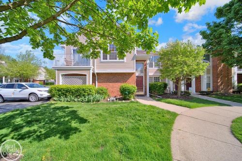 56588 Scotland Blvd, Shelby Township, MI, 48316-5045 | Card Image