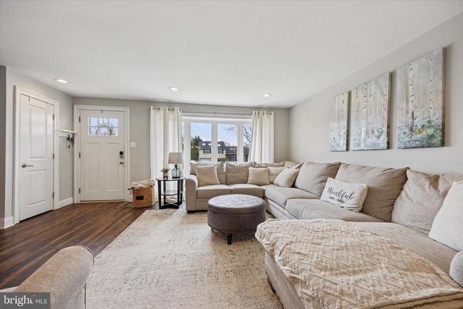732 Rhoads Dr, House other with 3 bedrooms, 2 bathrooms and null parking in SPRINGFIELD PA | Image 4