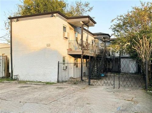 3215 Dryades St, New Orleans, LA, 70115-5253 | Card Image