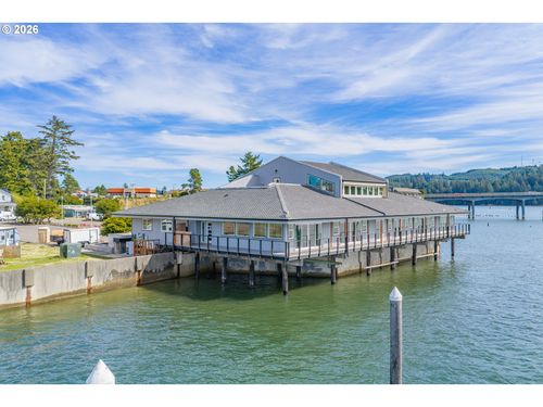 f-1150 Bay St, Florence, OR, 97439 | Card Image
