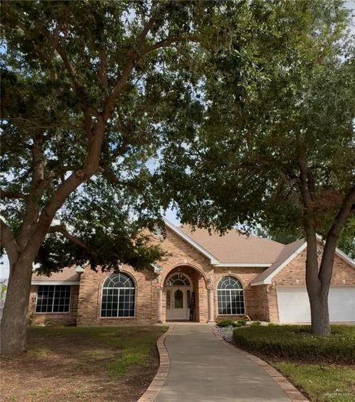 608 E 29th St, Mission, TX, 78574-2171 | Card Image