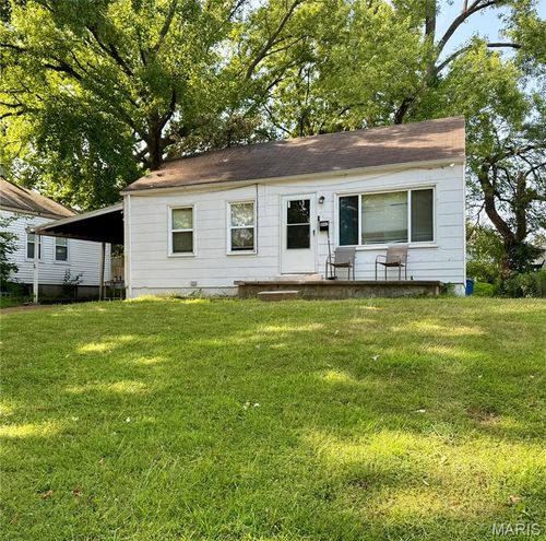 8042 Patterson Dr, Berkeley, MO, 63134-1806 | Card Image