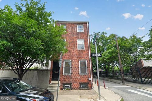 427 Queen St, PHILADELPHIA, PA, 19147-3059 | Card Image