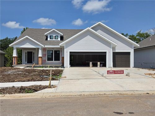 2328 W Wabash St, Olathe, KS, 66061-4271 | Card Image
