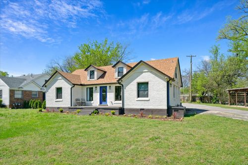 615 E Parkway S, Memphis, TN, 38104-5510 | Card Image