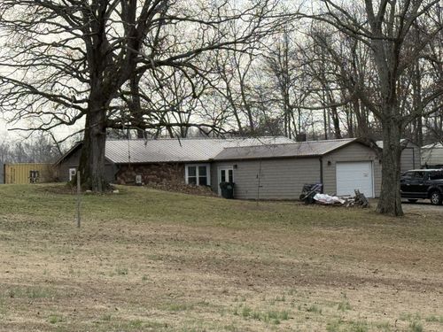 201 S Point Dr, Camden, TN, 38320-7839 | Card Image