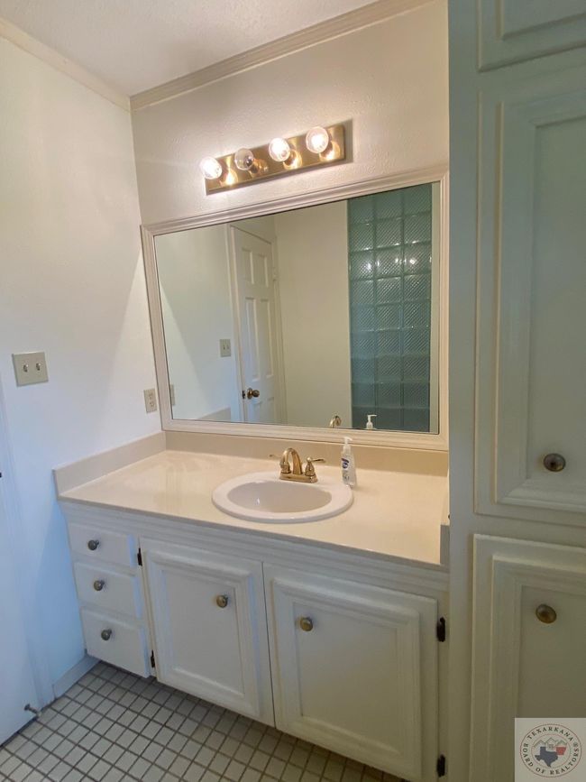 1129 Hwy 259 S, House other with 3 bedrooms, 2 bathrooms and null parking in DeKalb TX | Image 11