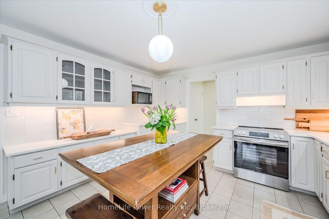 4080 Victoria Rd S, House other with 5 bedrooms, 2 bathrooms and 8 parking in Puslinch ON | Image 15