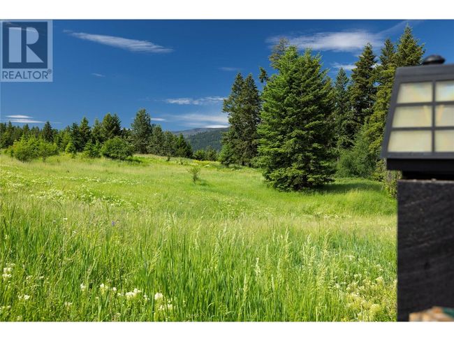 3914 Hornby Terr, House other with 5 bedrooms, 3 bathrooms and 6 parking in Armstrong BC | Image 44