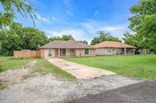 601 E North St, Wills Point, TX, 75169-1803 | Card Image