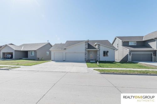 8954 S 21st Street, Bellevue, NE, 68147 | Card Image