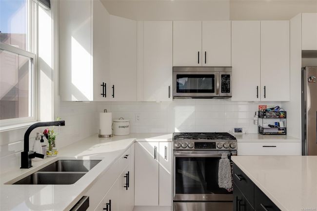 6517 Noblewood Pl, House other with 4 bedrooms, 3 bathrooms and 4 parking in Sooke BC | Image 17