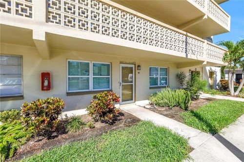120-951 79th Avenue N, ST PETERSBURG, FL, 33702 | Card Image