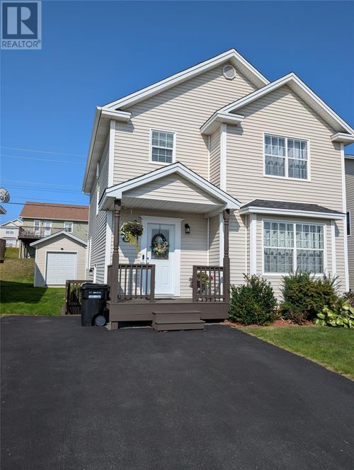 12 Kincaid St, Saint Johns, NL, A1A6A6 | Card Image