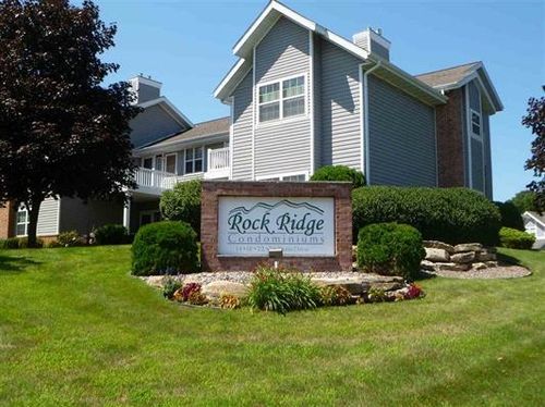 apt-16-18 Pluim Dr, Waupun, WI, 53963-1565 | Card Image
