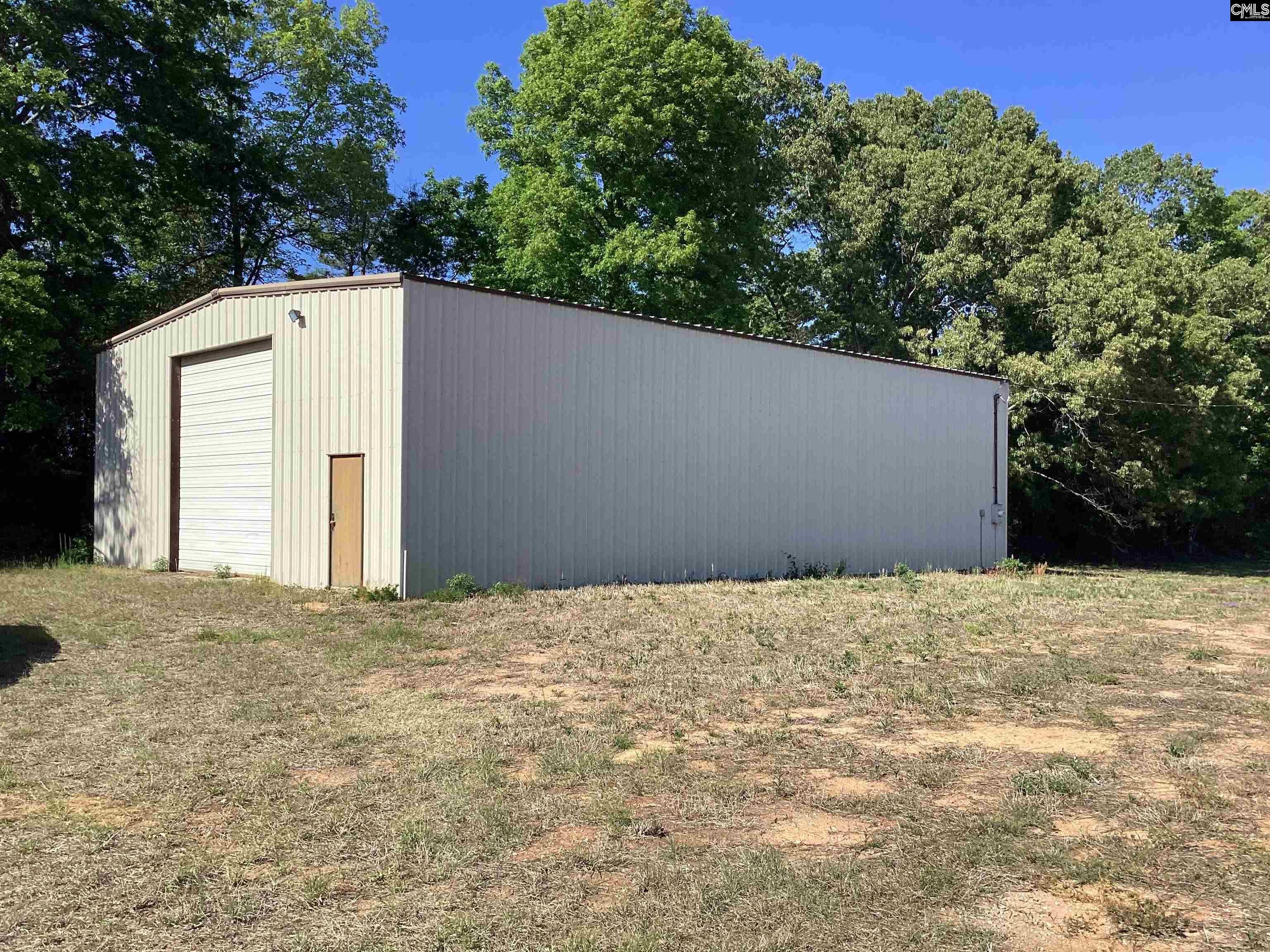 2606 Colonel Thomson Hwy, St Matthews, SC 29135